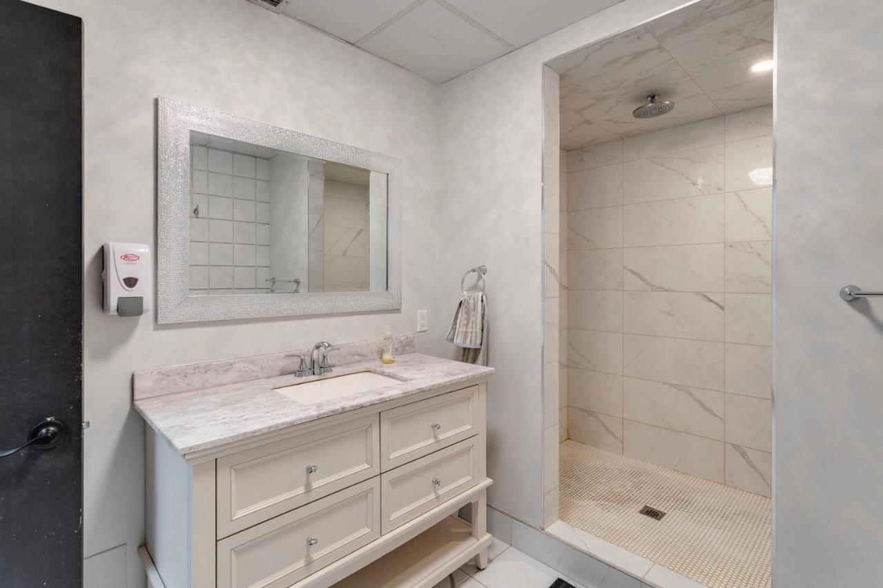 Calgary Connect Hostel Екстериор снимка
