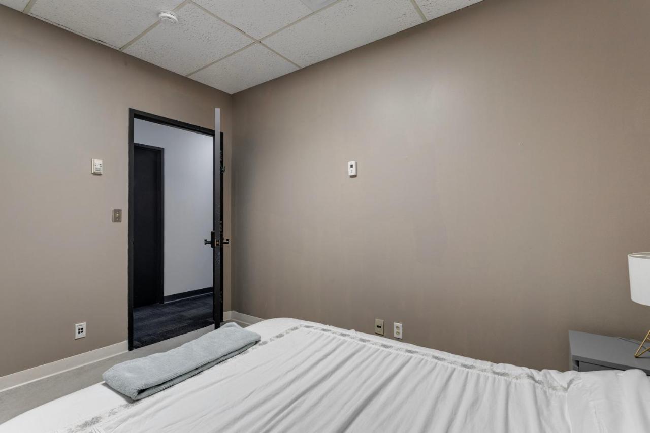 Calgary Connect Hostel Екстериор снимка