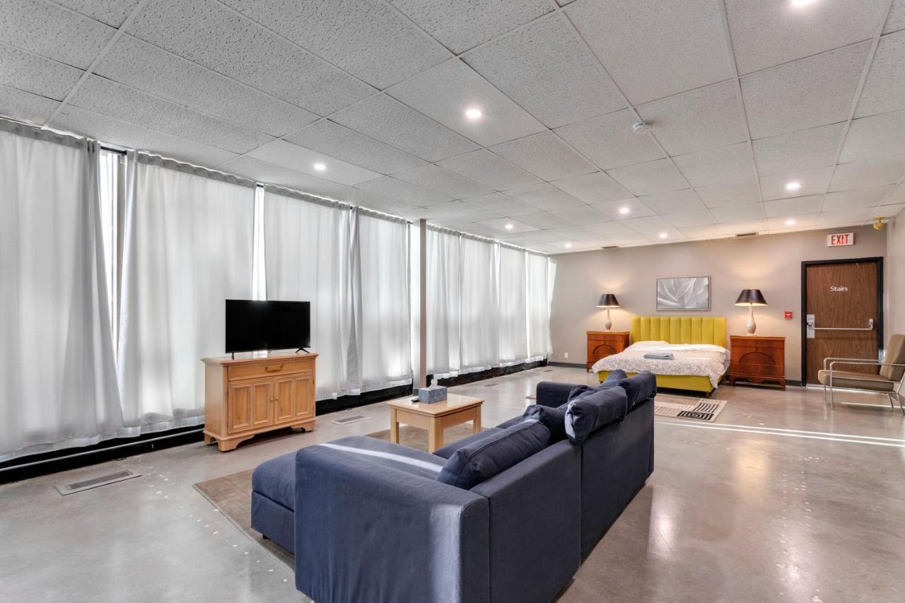 Calgary Connect Hostel Екстериор снимка