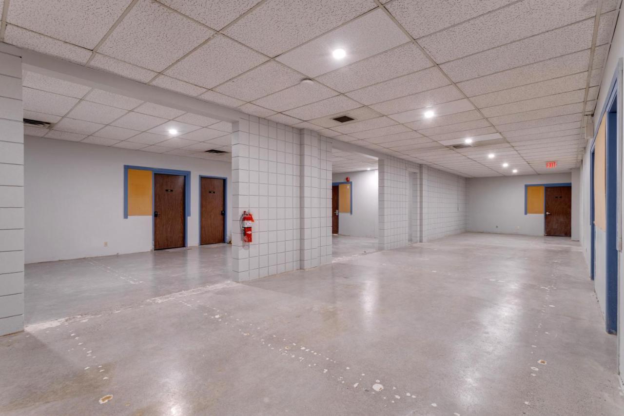 Calgary Connect Hostel Екстериор снимка